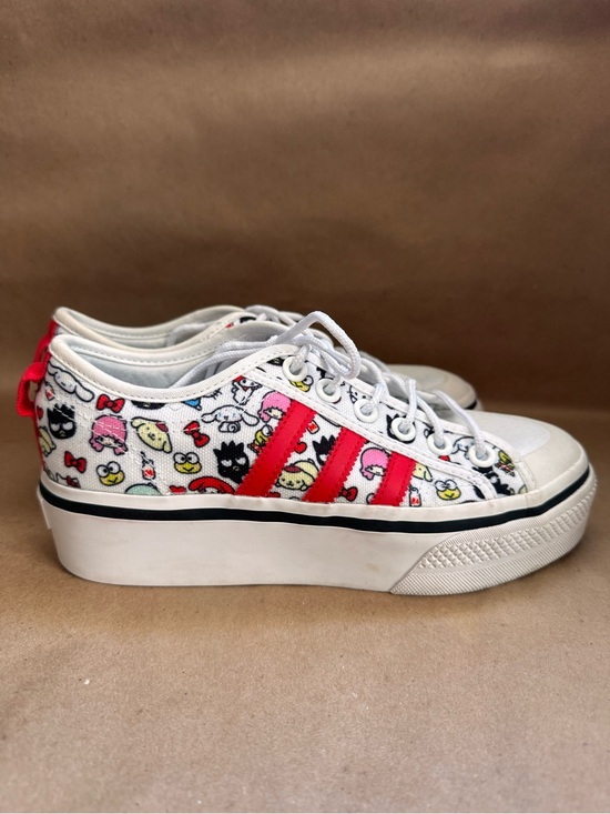 adidas Shoes - Adidas x Hello Kitty Nizza Platform Junior Hello Kitty & Friends Sneaker Y6/W7.5